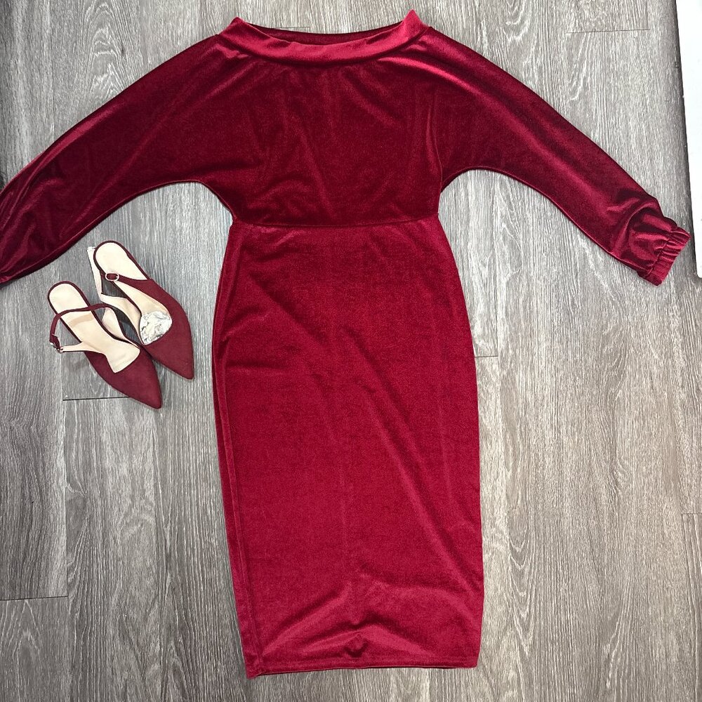 VELVET DRESS WITH SHOES